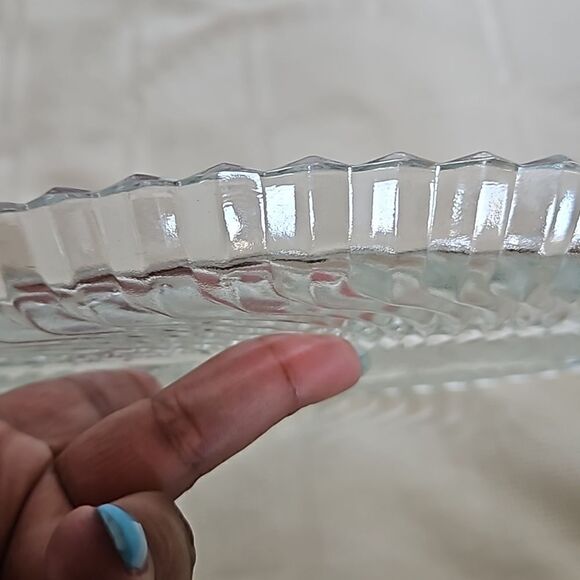Clear Glass Divided Snack Serving Tray 10"-10" - Picture 7 of 16